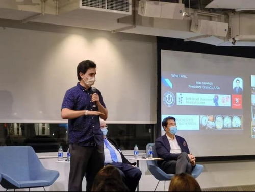 brainco出席哈佛大学教育科技论坛,展示公司最新脑机接口产品